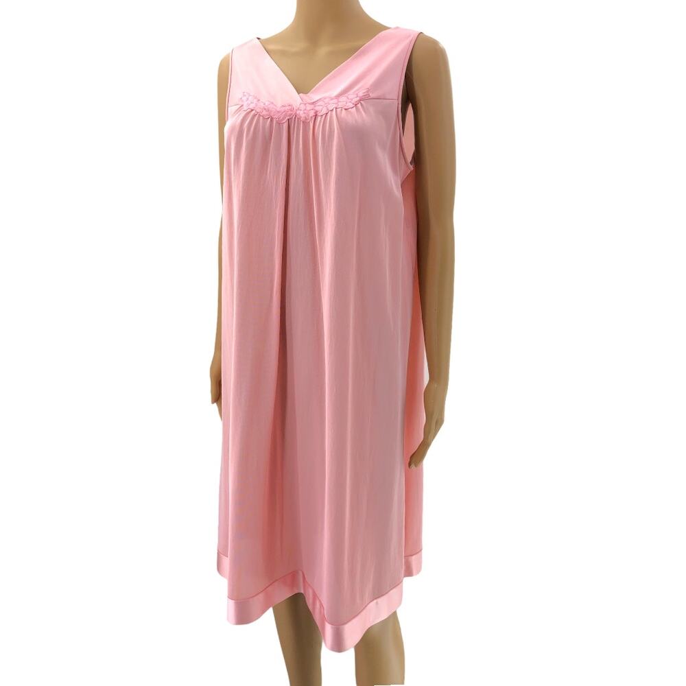 Vanity Fair MEDIUM USA VINTAGE Semi-Sheer Nylon Sissy Pink Peignoir Night Gown